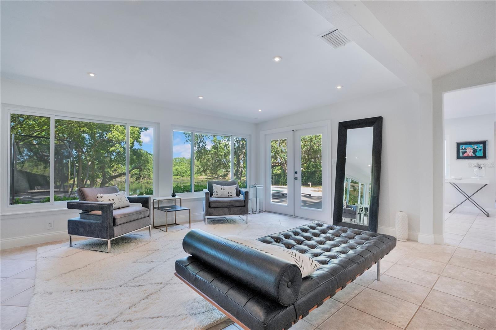 1041 Tuscany Place, FL