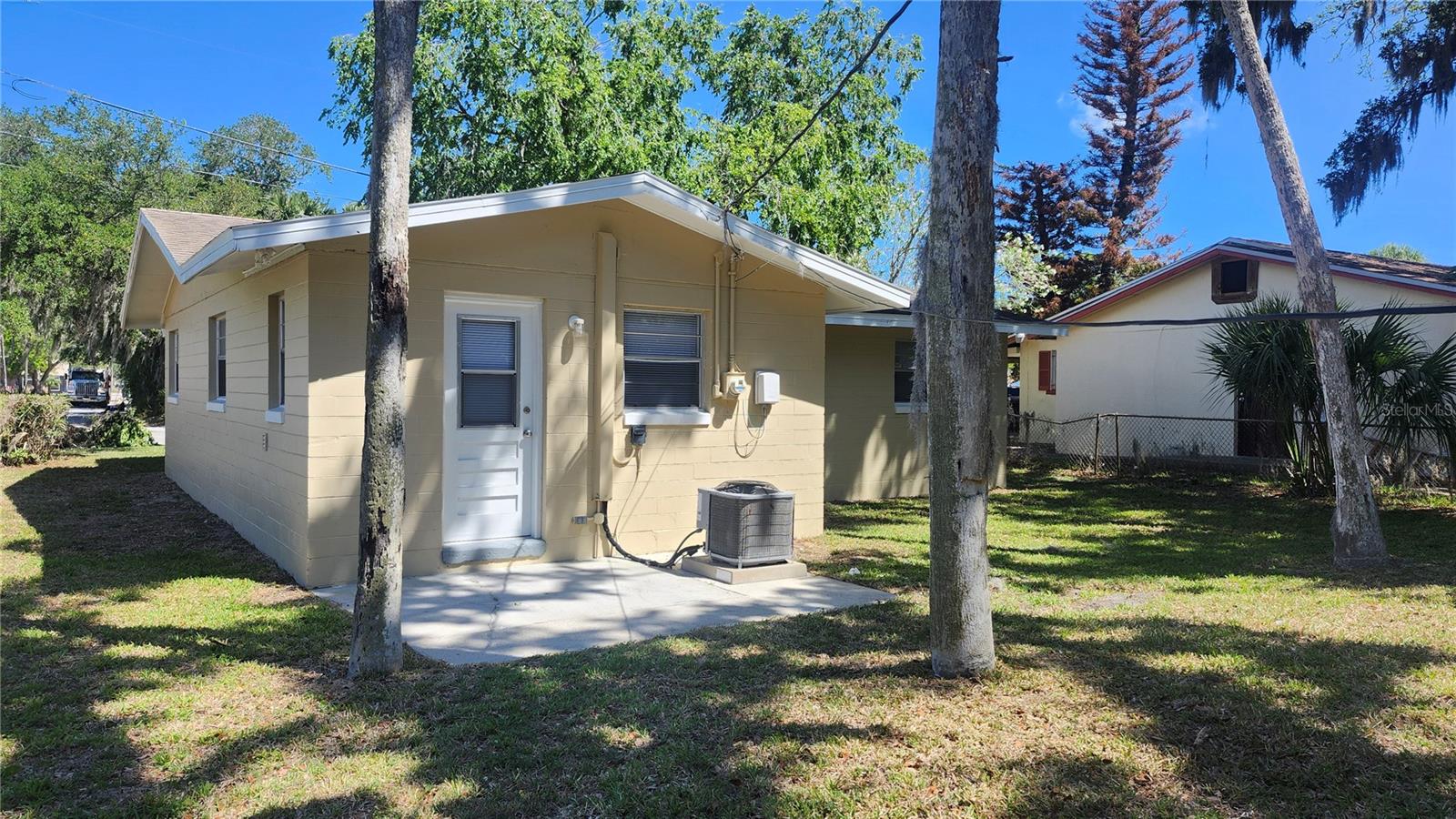 565 3rd Avenue, FL