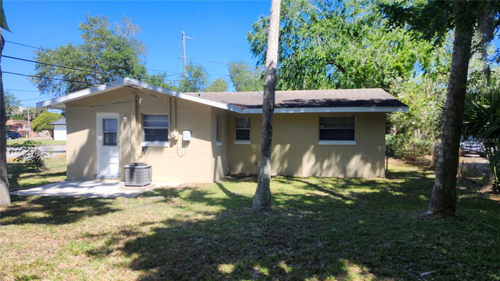 565 3rd Avenue, FL