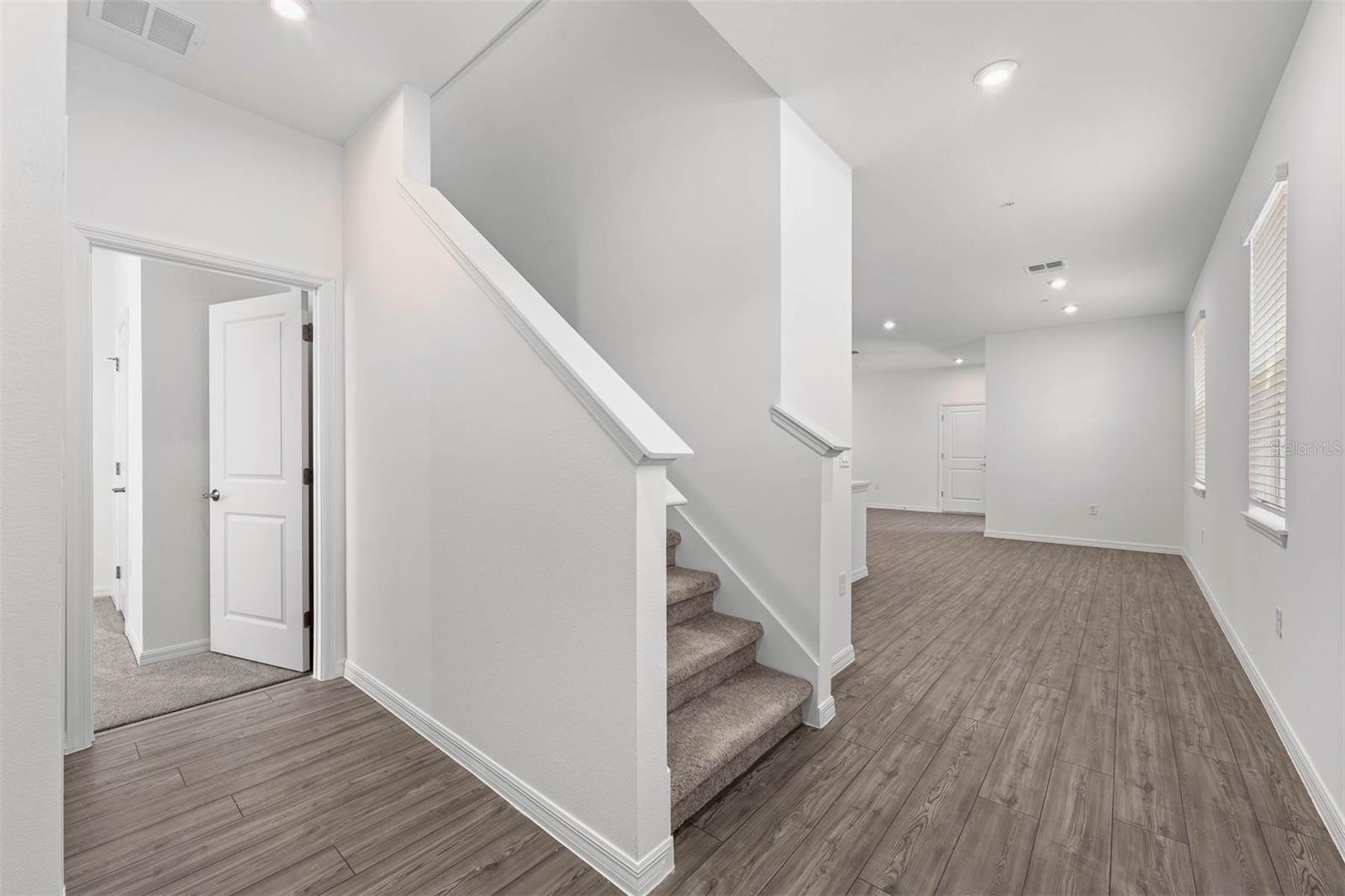 4678 Inner World Lane, FL
