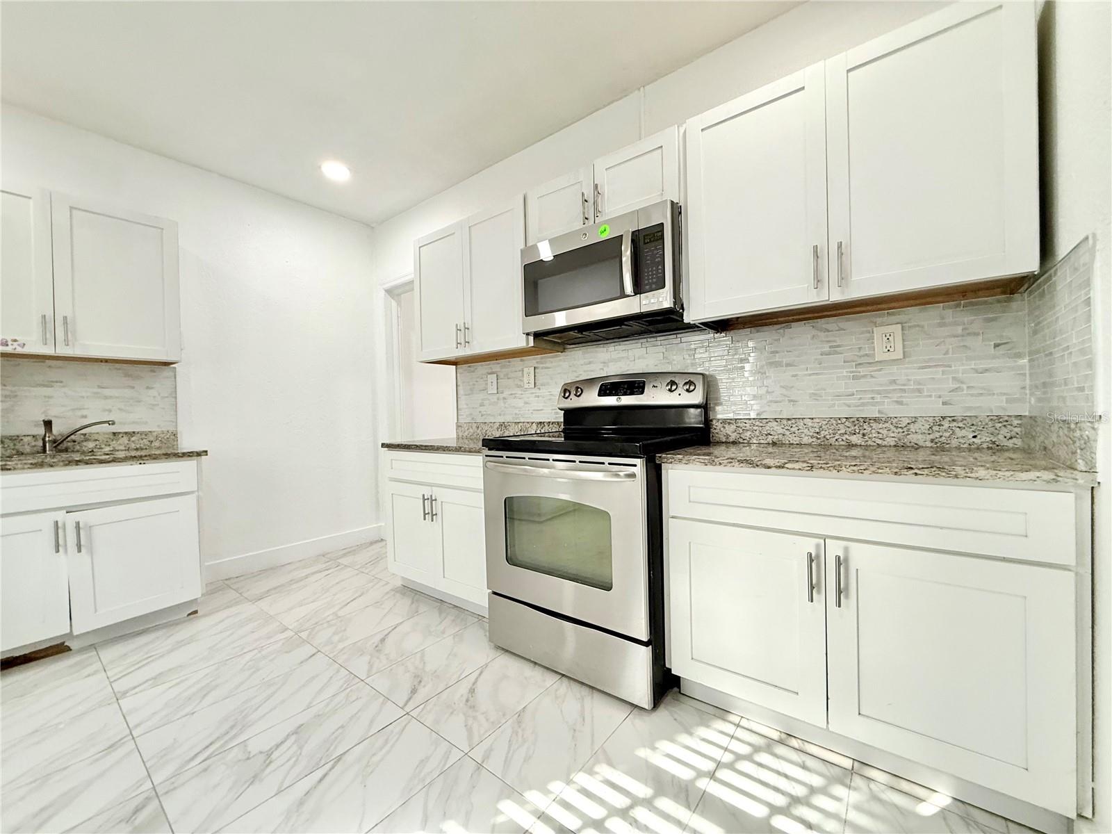 507 Ridgewood Drive, FL
