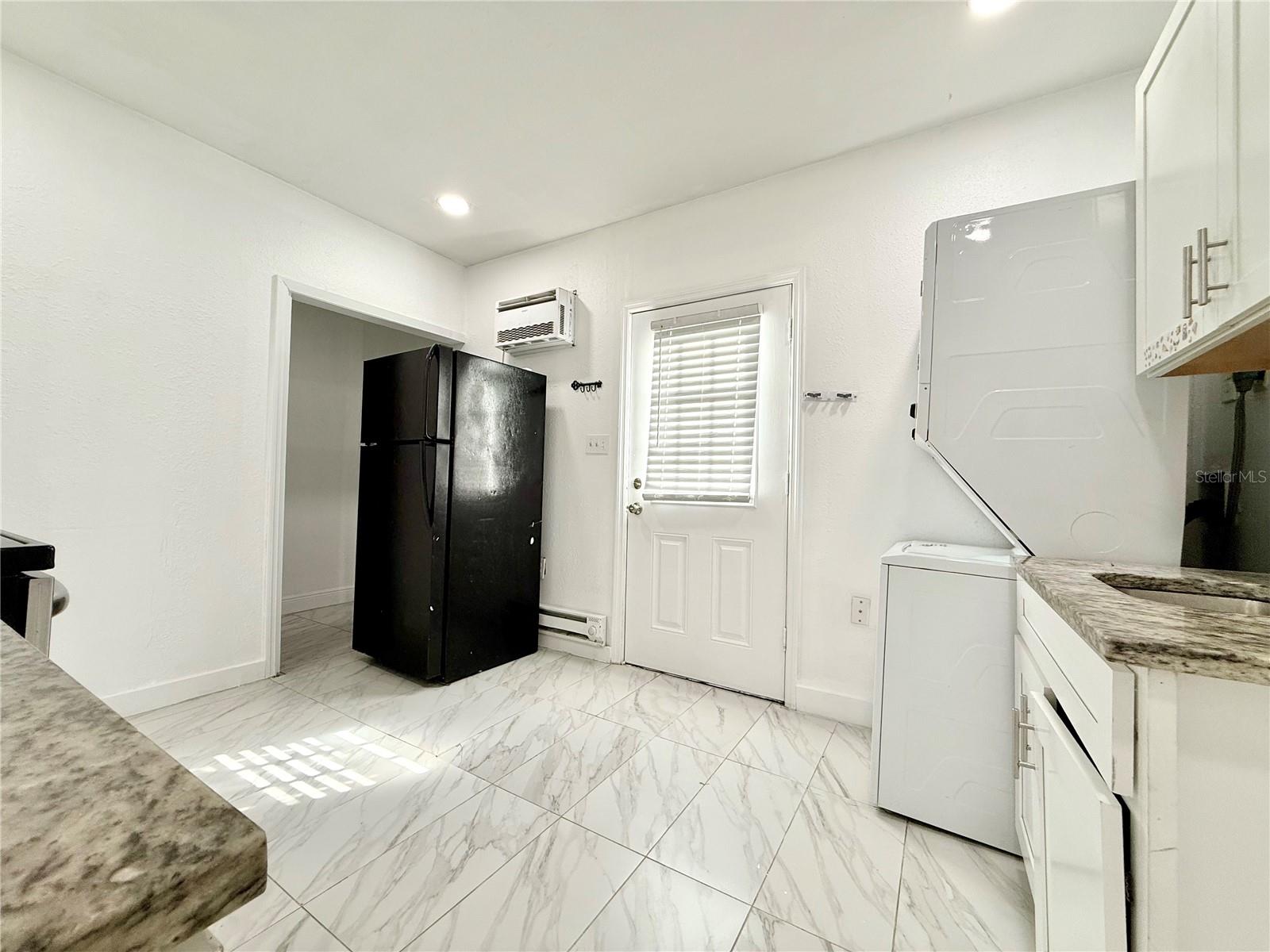 507 Ridgewood Drive, FL