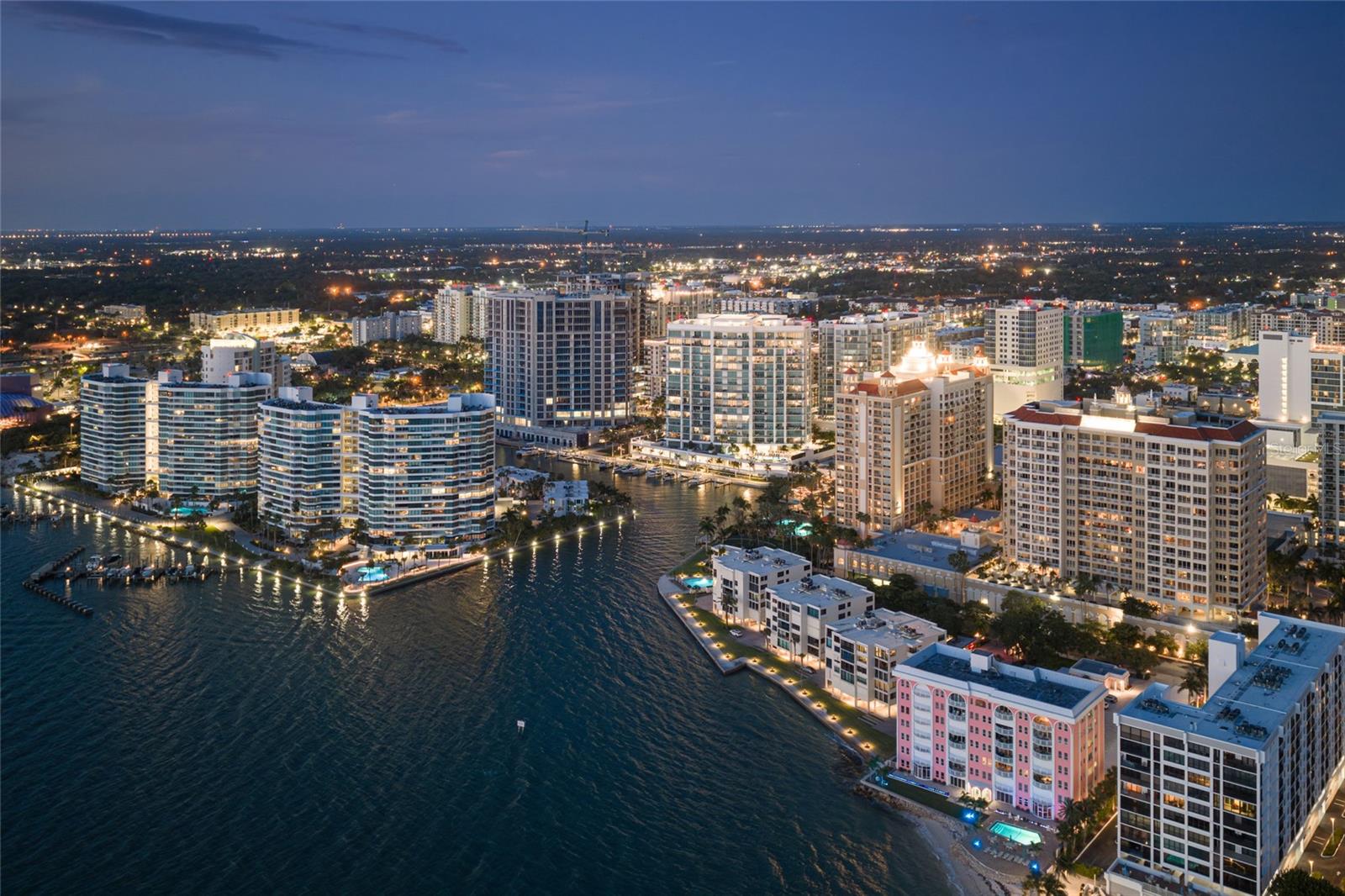 988 Blvd Of The Arts, FL