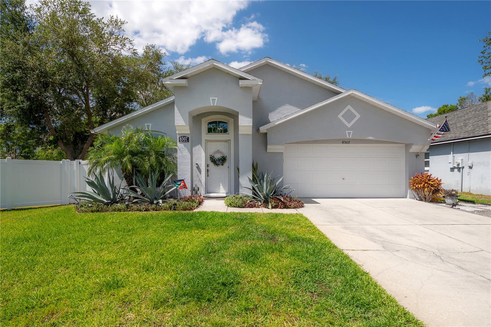 8507 Tiara Park Way, FL