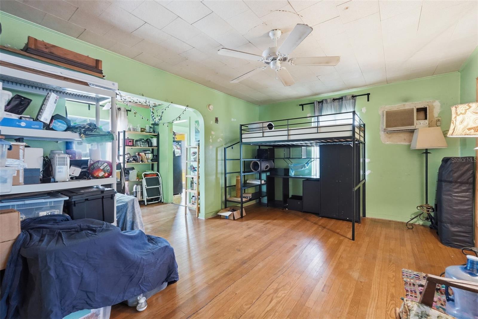 329 Kingston Street, FL