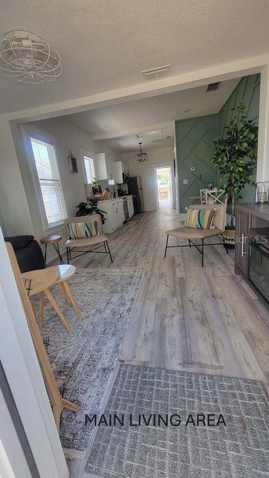 541 Margaret Court, FL