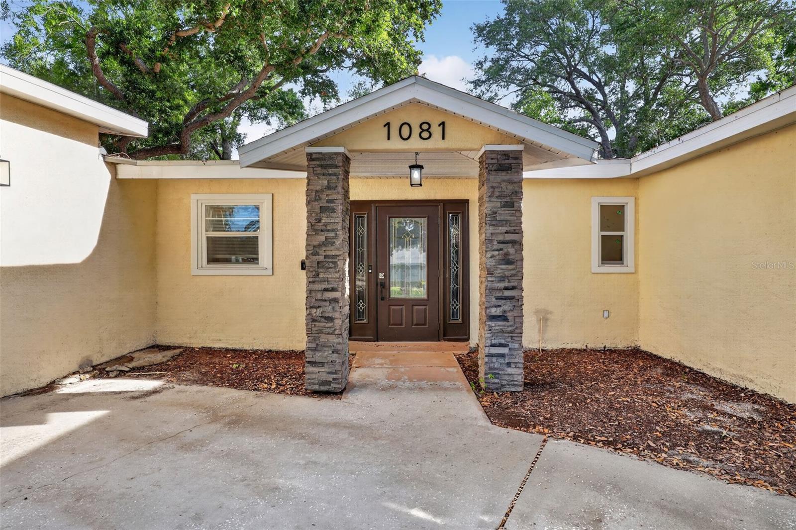 1081 55th Terrace, FL