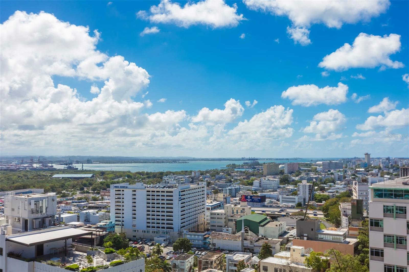 C. Bolivar Cobians Plaza Avenue, PR