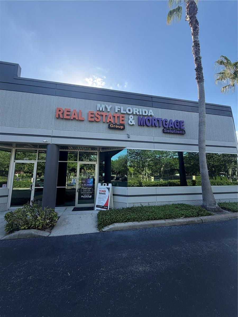 7901 Kingspointe Parkway, FL