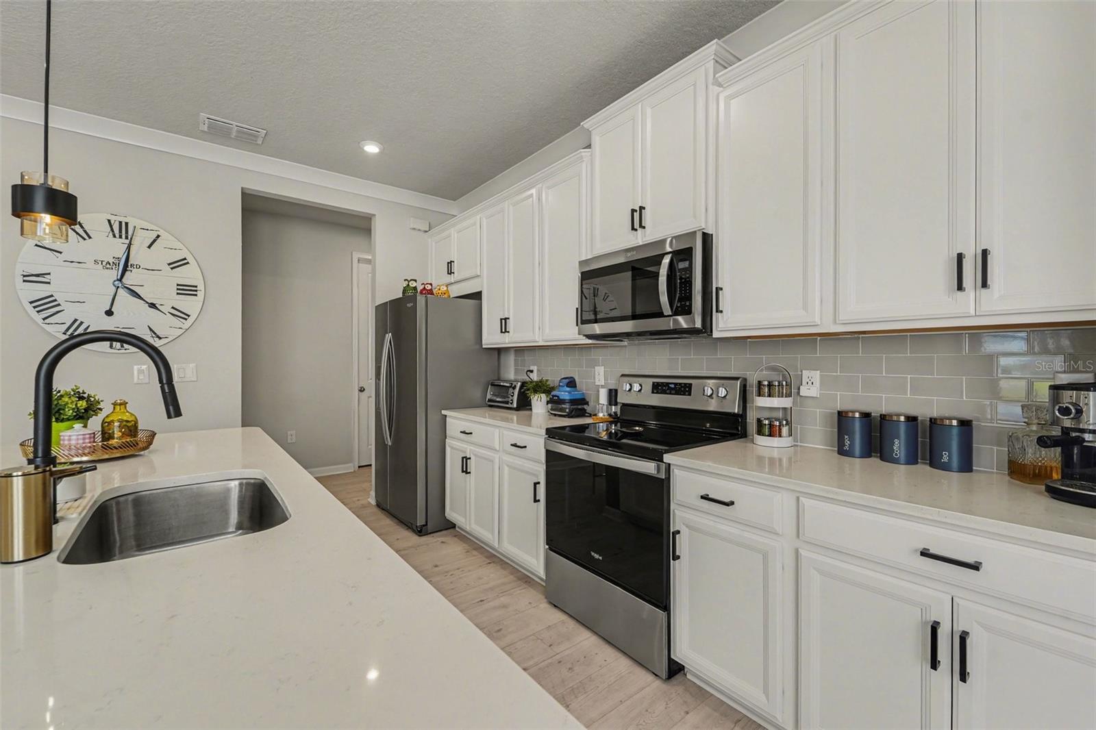 5975 Timberdale Avenue, FL