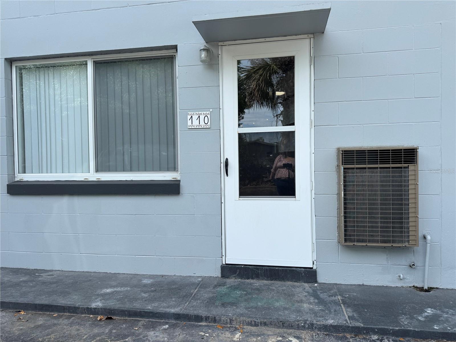 825 Primrose Drive, FL