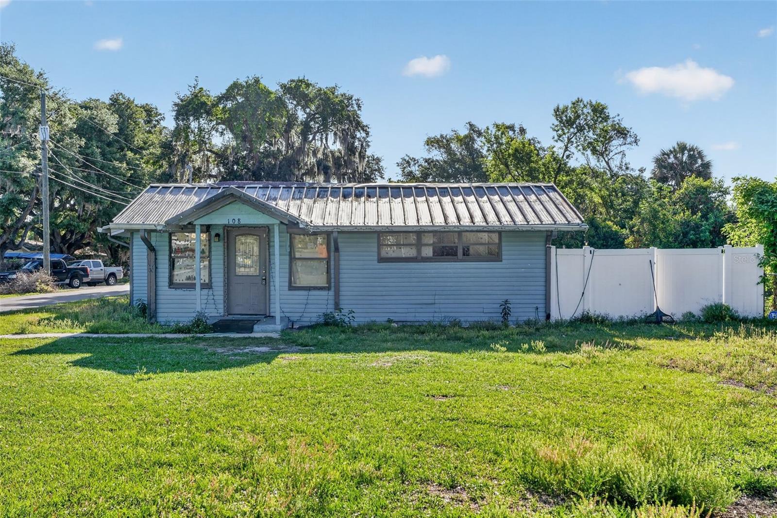 108 Earl Avenue, FL