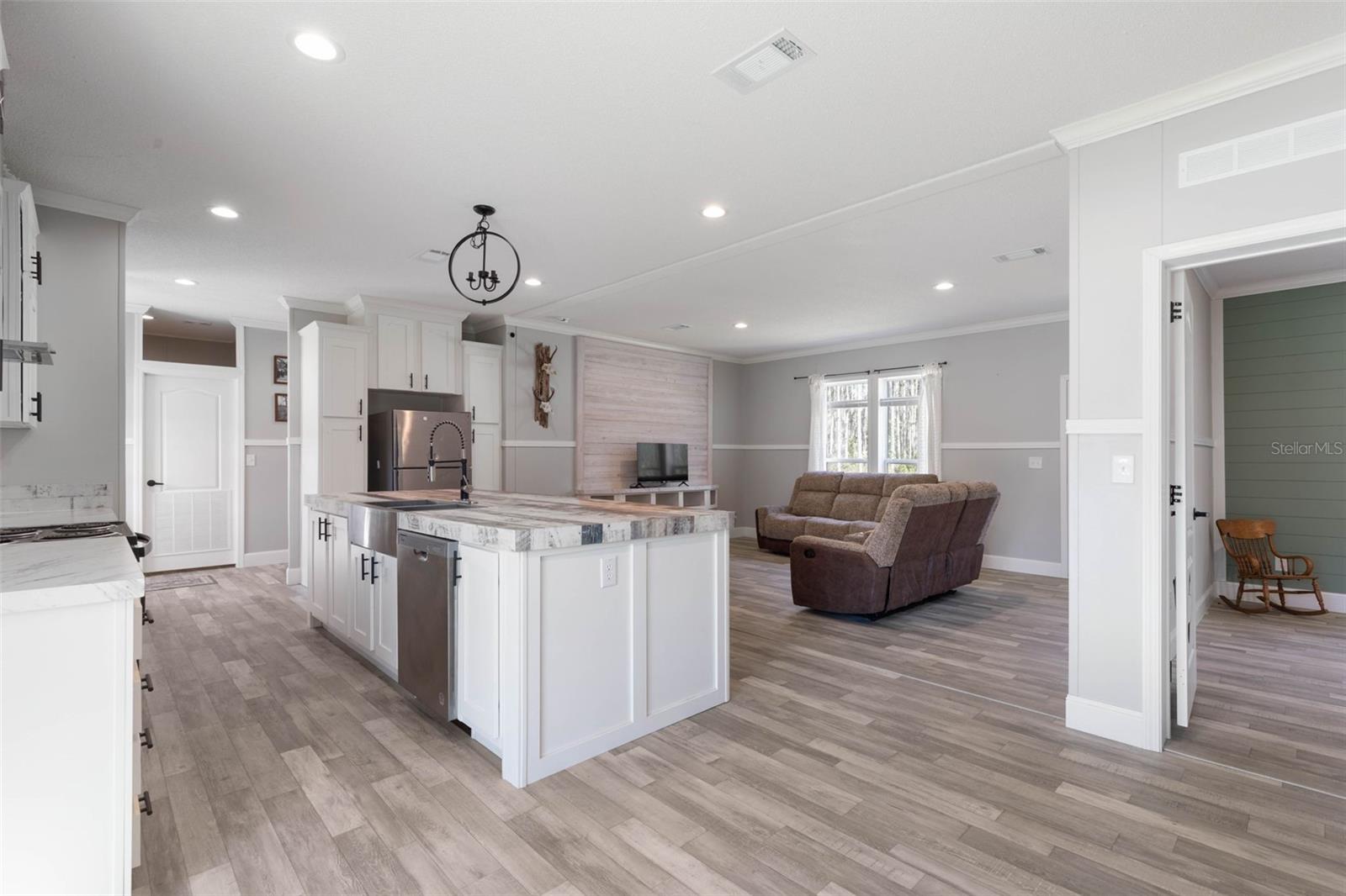15539 County Rd 305, FL