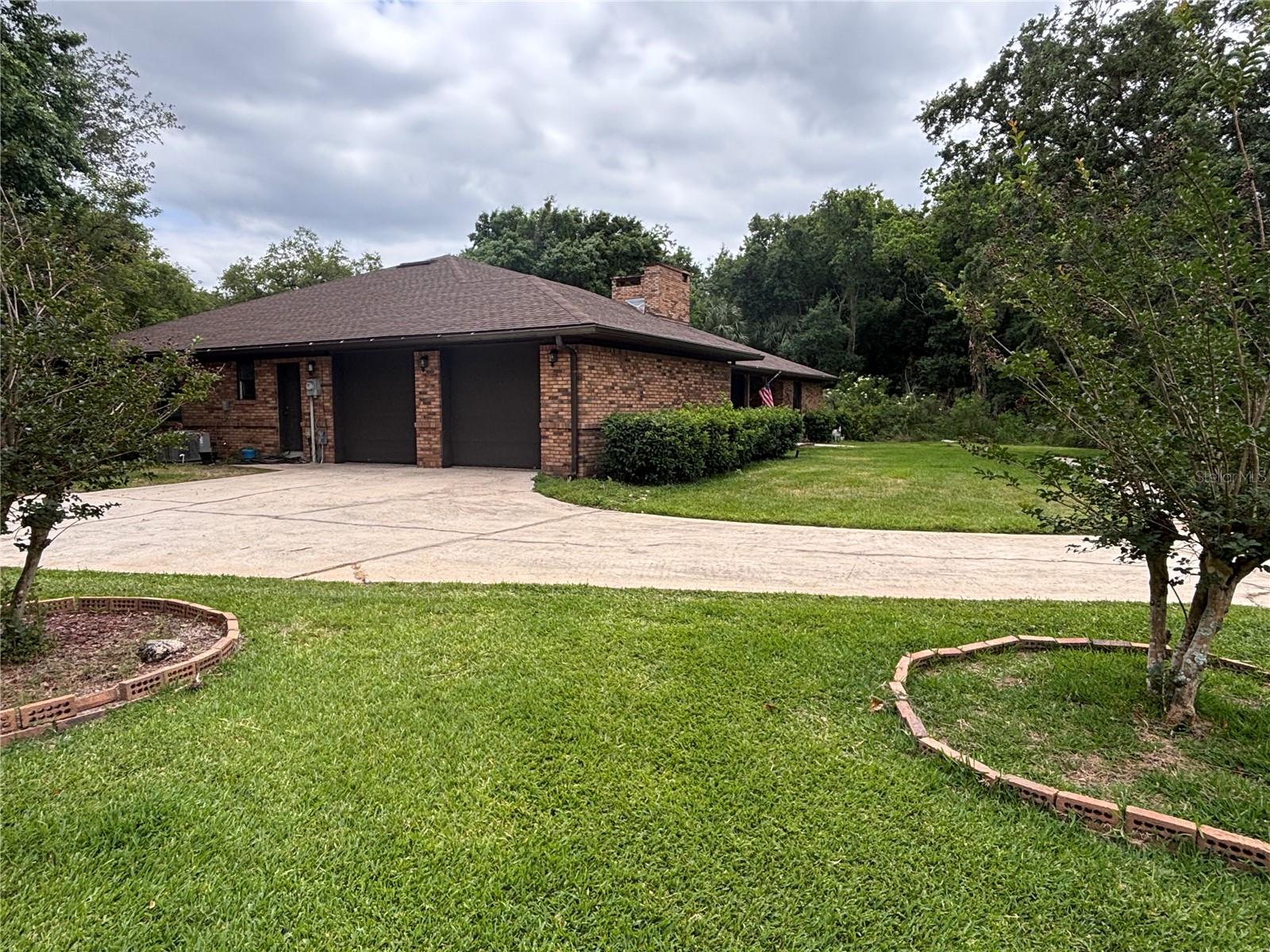 1825 Big Oak Lane Lane, FL