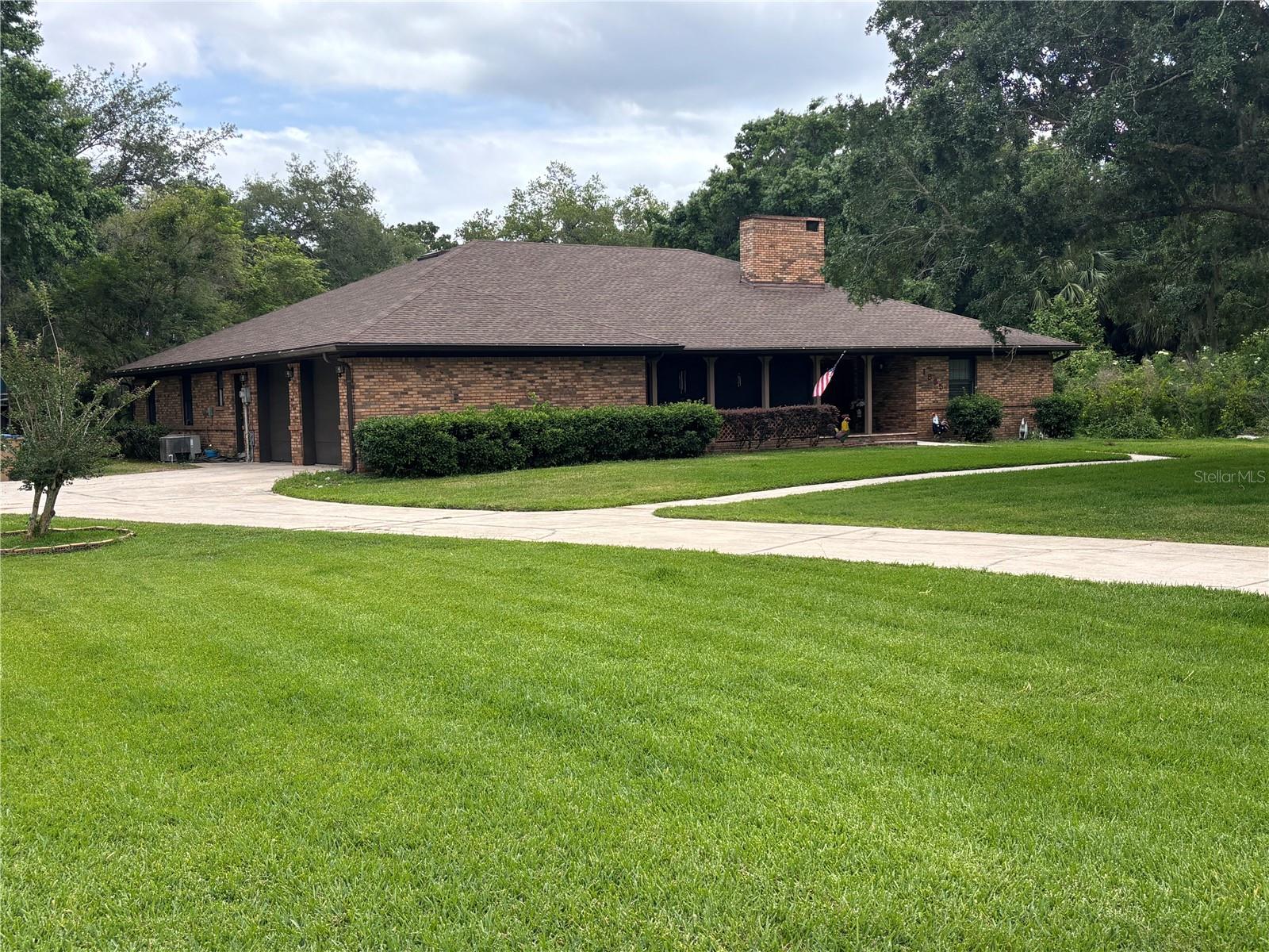 1825 Big Oak Lane Lane, FL