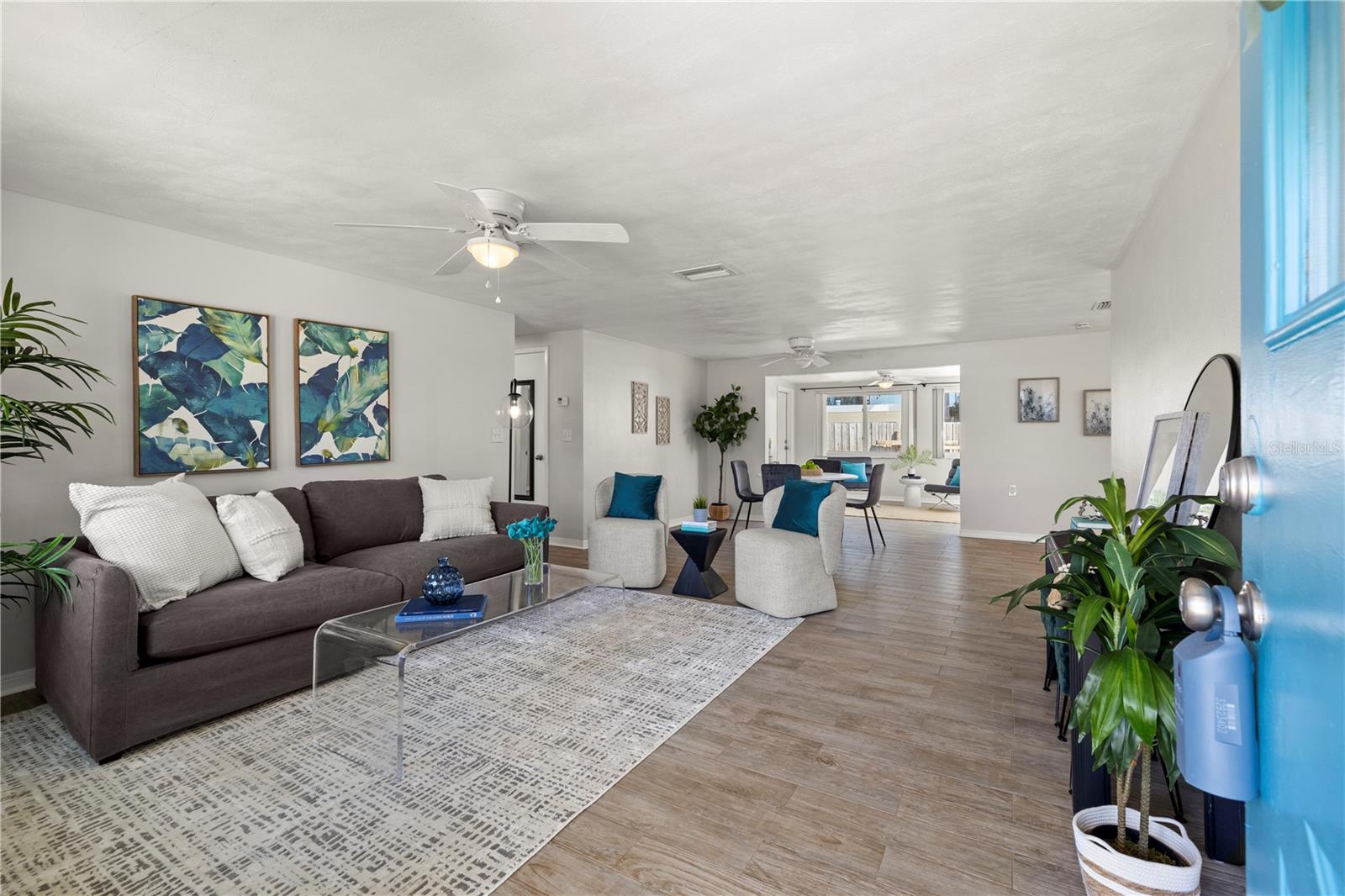 5041 Bay Boulevard, FL