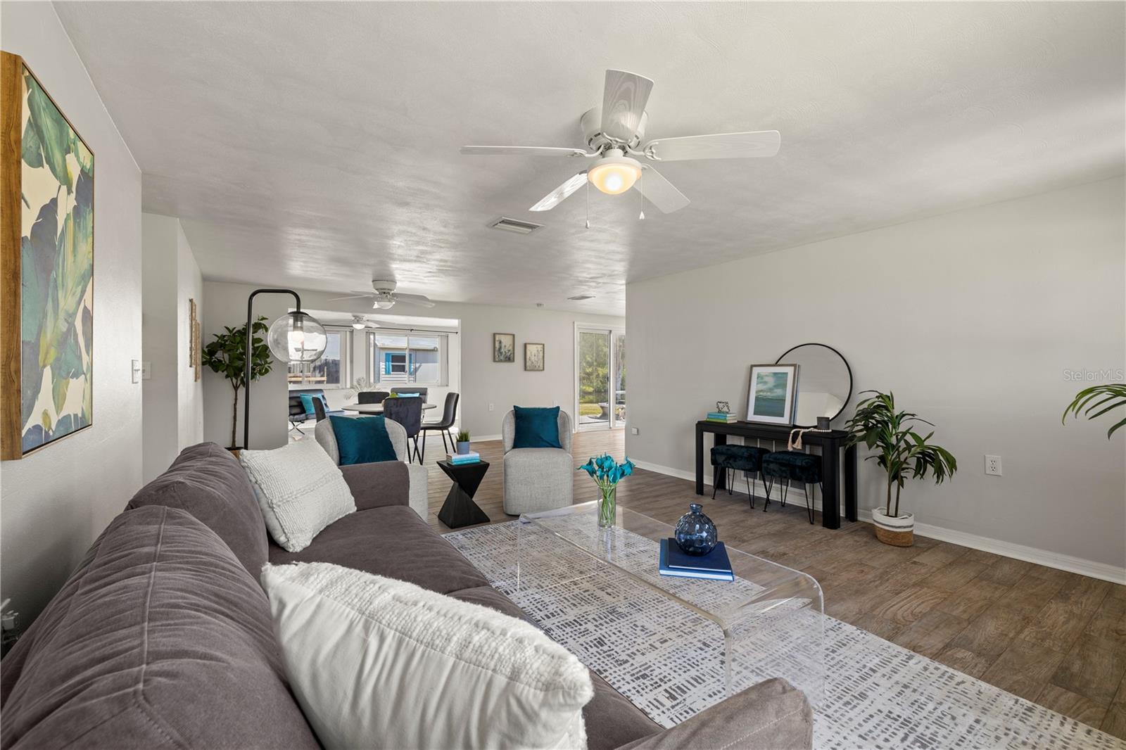 5041 Bay Boulevard, FL