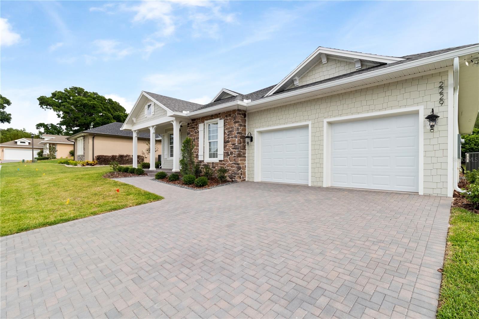 2229 Coachman Loop, FL