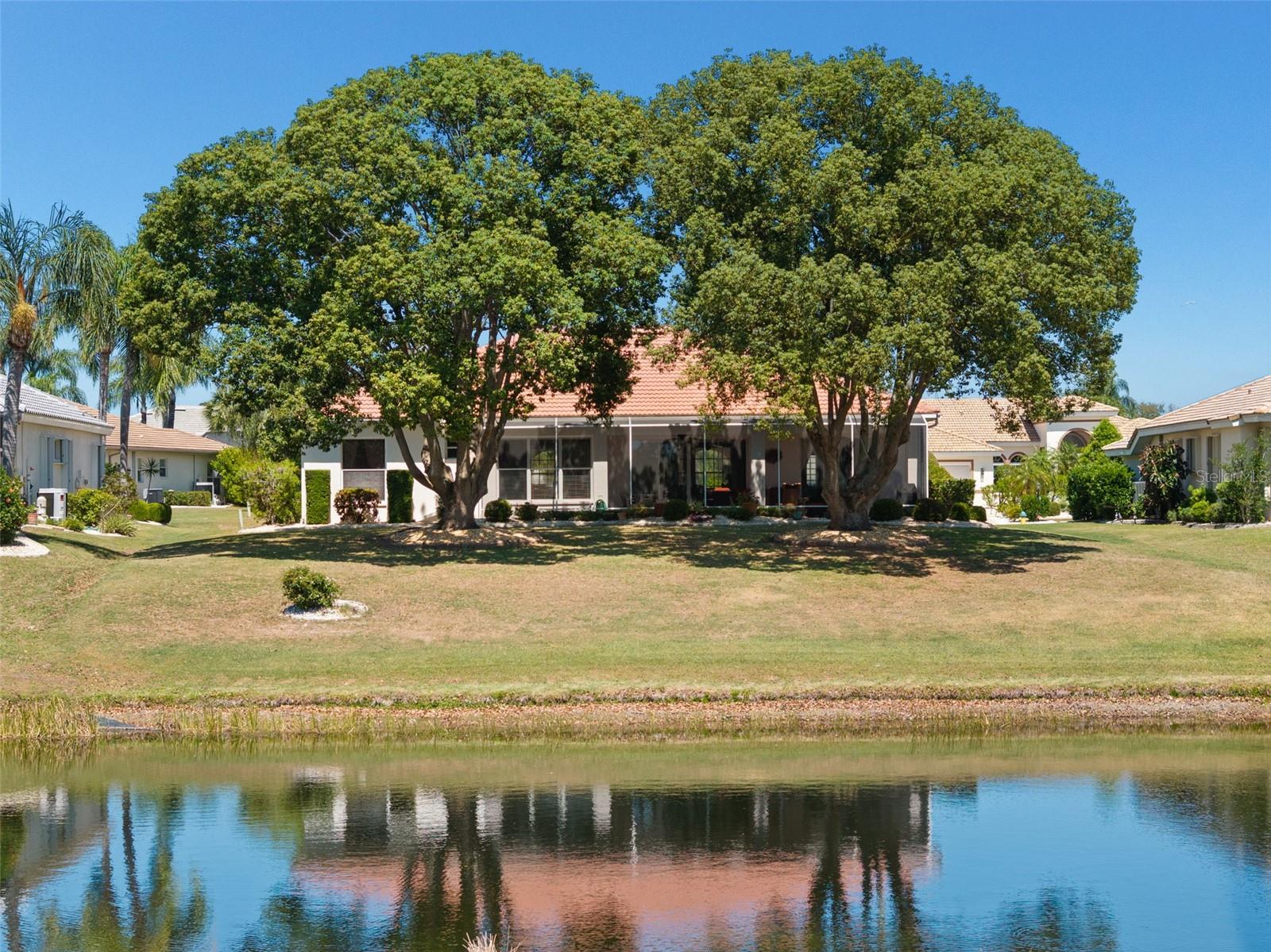 1134 Signature Drive, FL