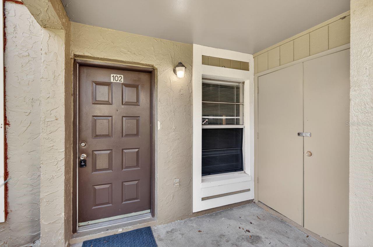 14319 Hanging Moss Circle, FL