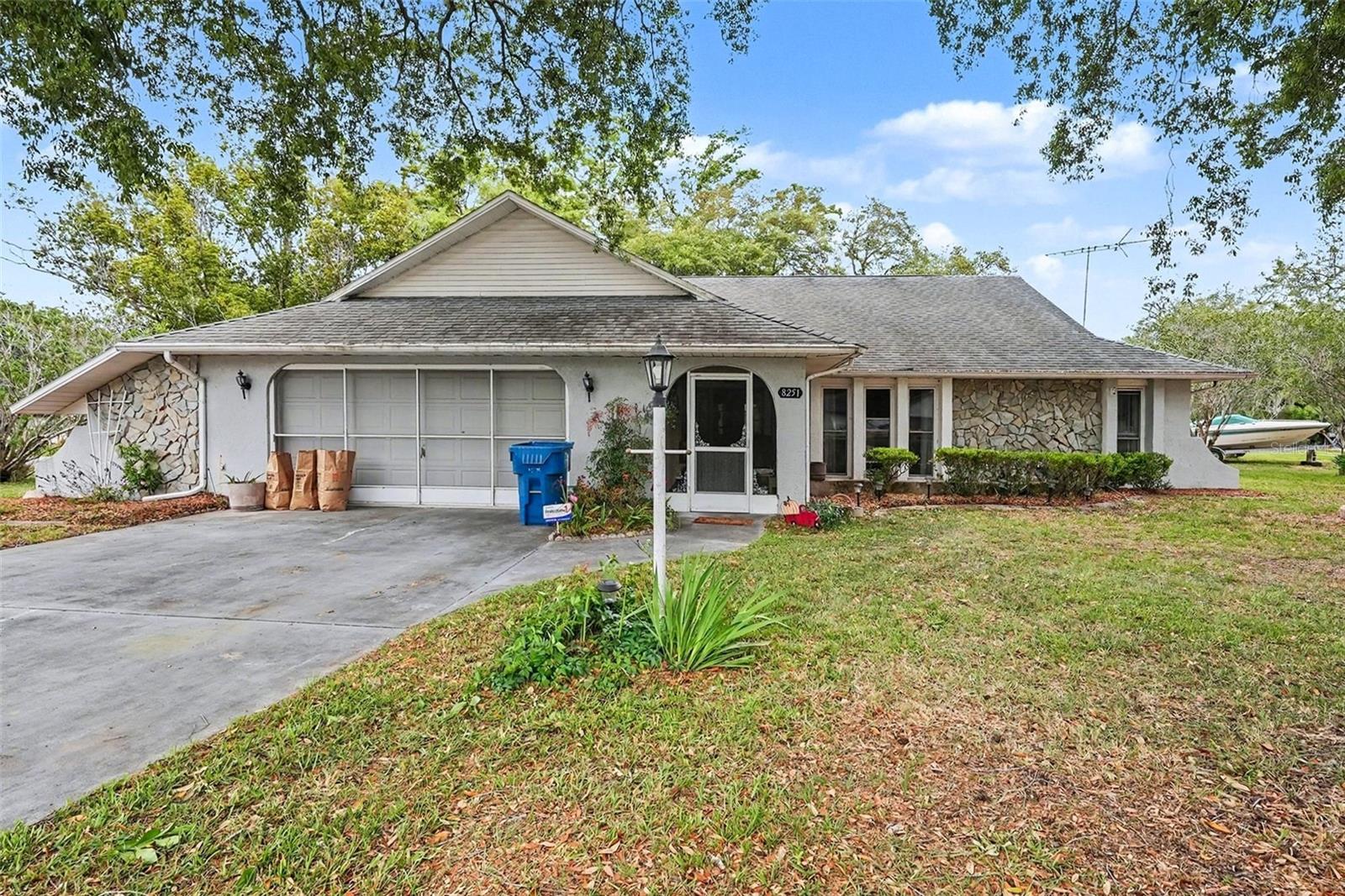 8251 Earlshire Lane, FL