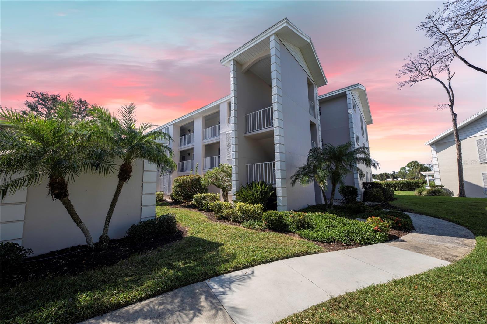 437 Cerromar Lane, FL