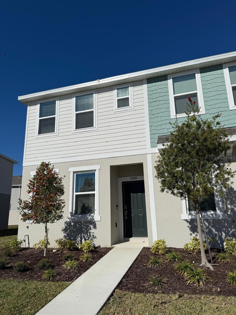 3208 Skyline Loop, FL