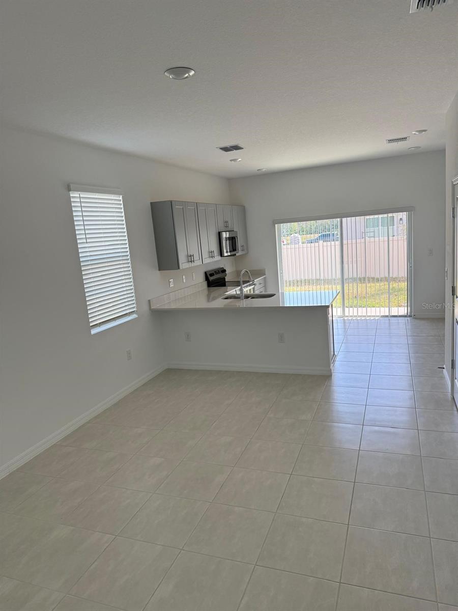 3208 Skyline Loop, FL