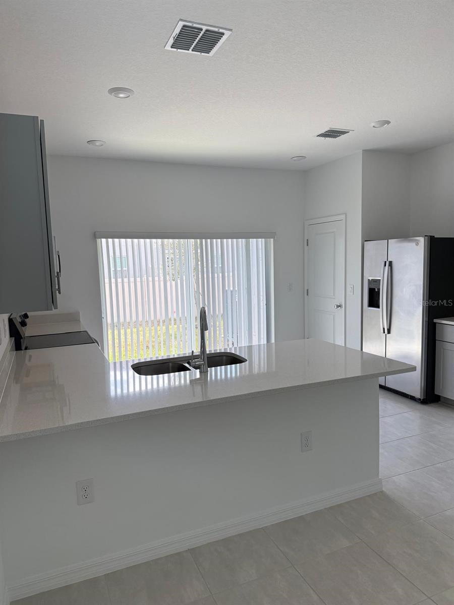 3208 Skyline Loop, FL