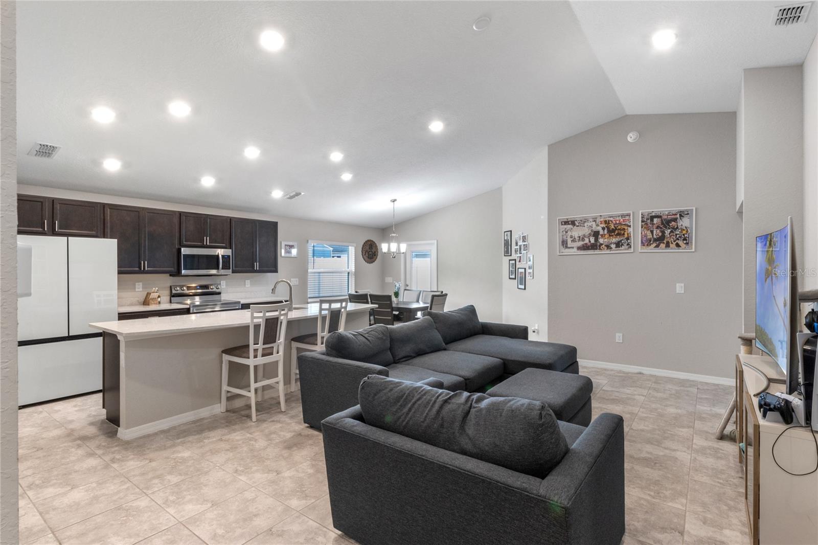 524 Scenic Bluff Boulevard, FL