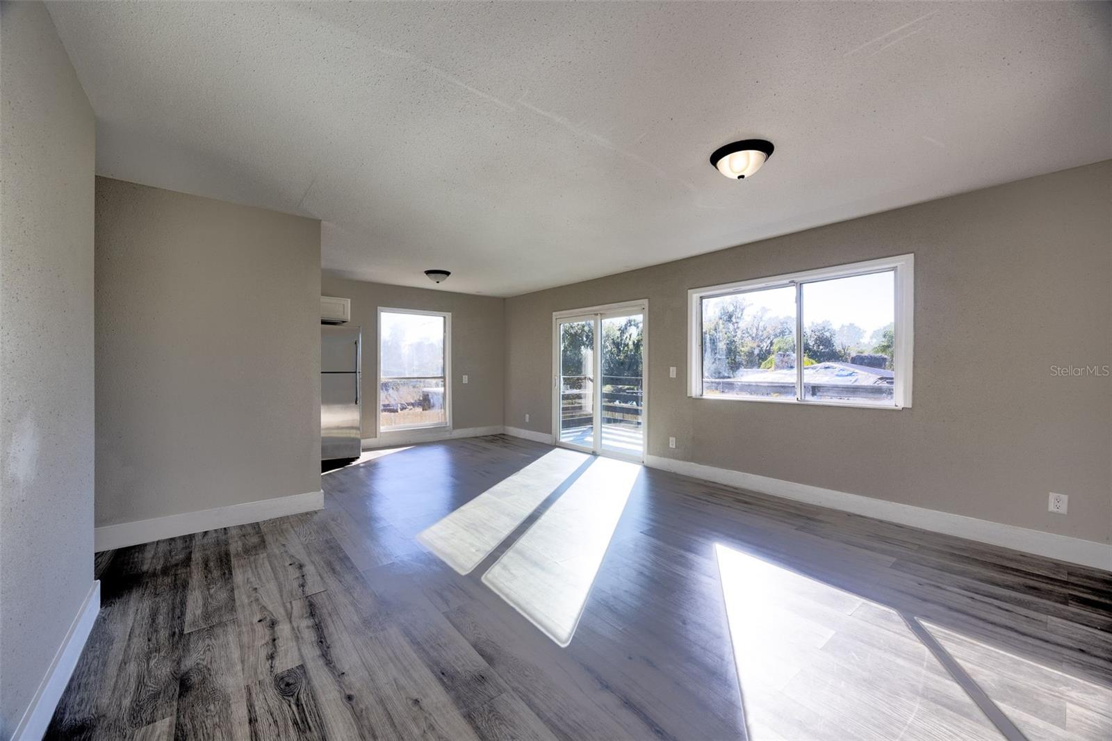 805 Mcdonald Road, FL