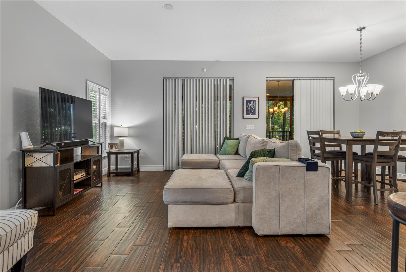 576 Pinebranch Circle, FL