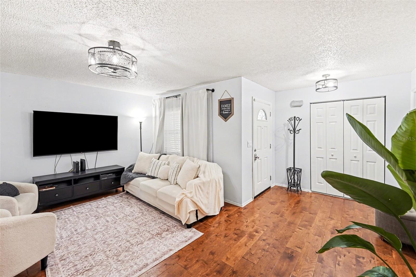 604 Limetree Drive, FL