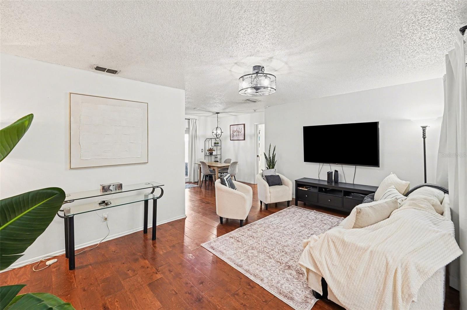 604 Limetree Drive, FL