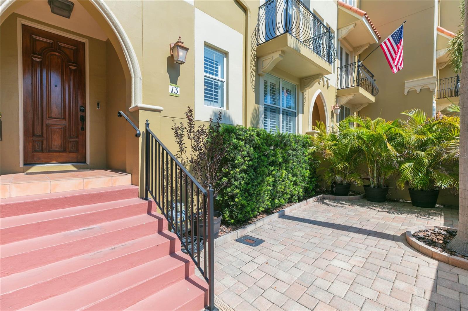 114 Davis Boulevard, FL