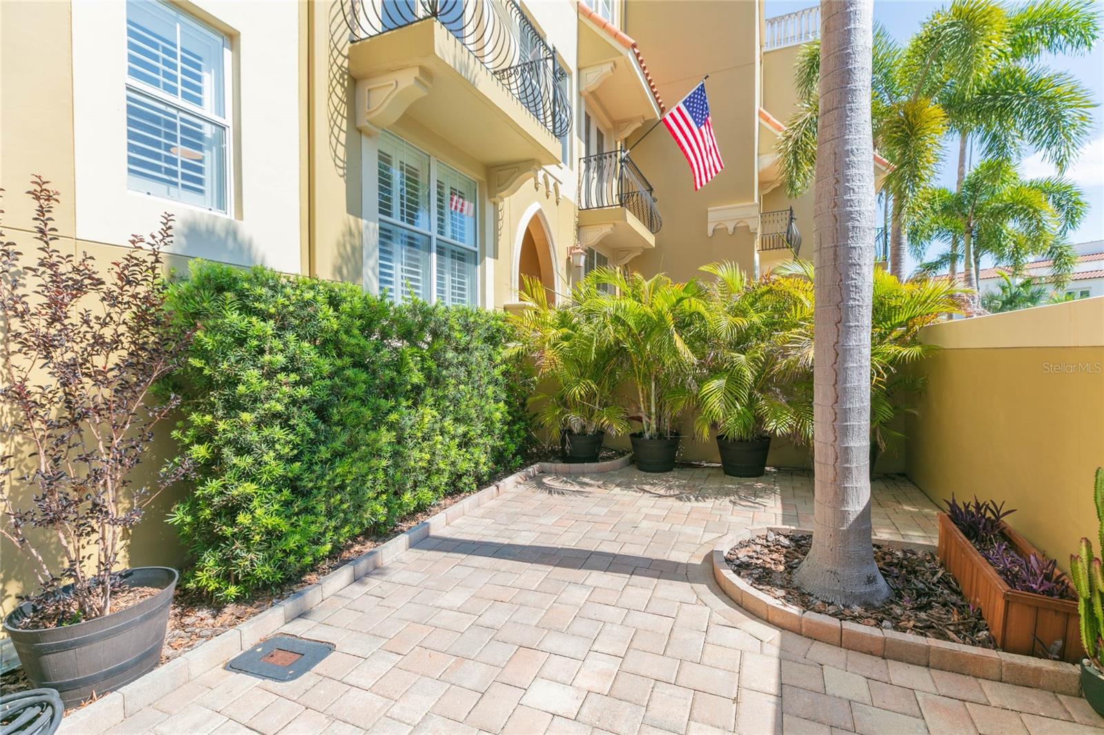 114 Davis Boulevard, FL