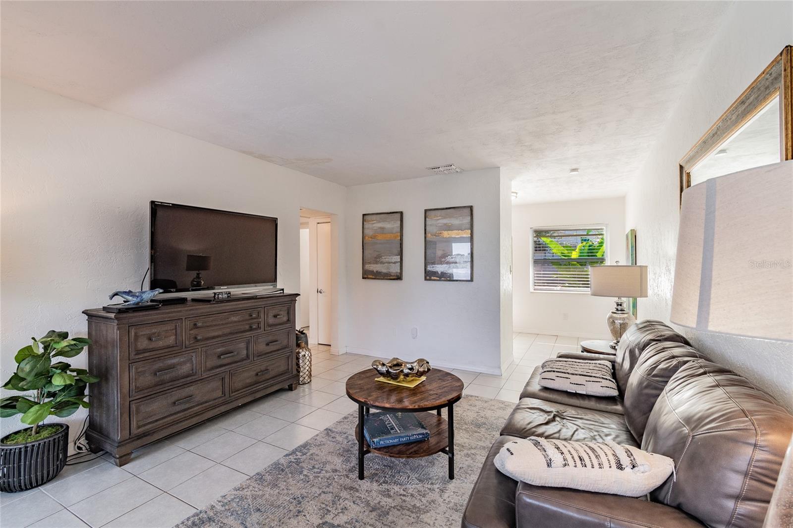 607 Betmor Lane, FL