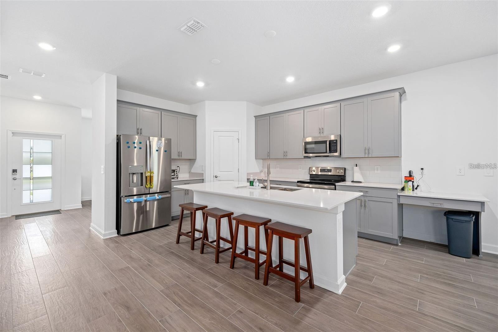 9715 Introduction Way, FL