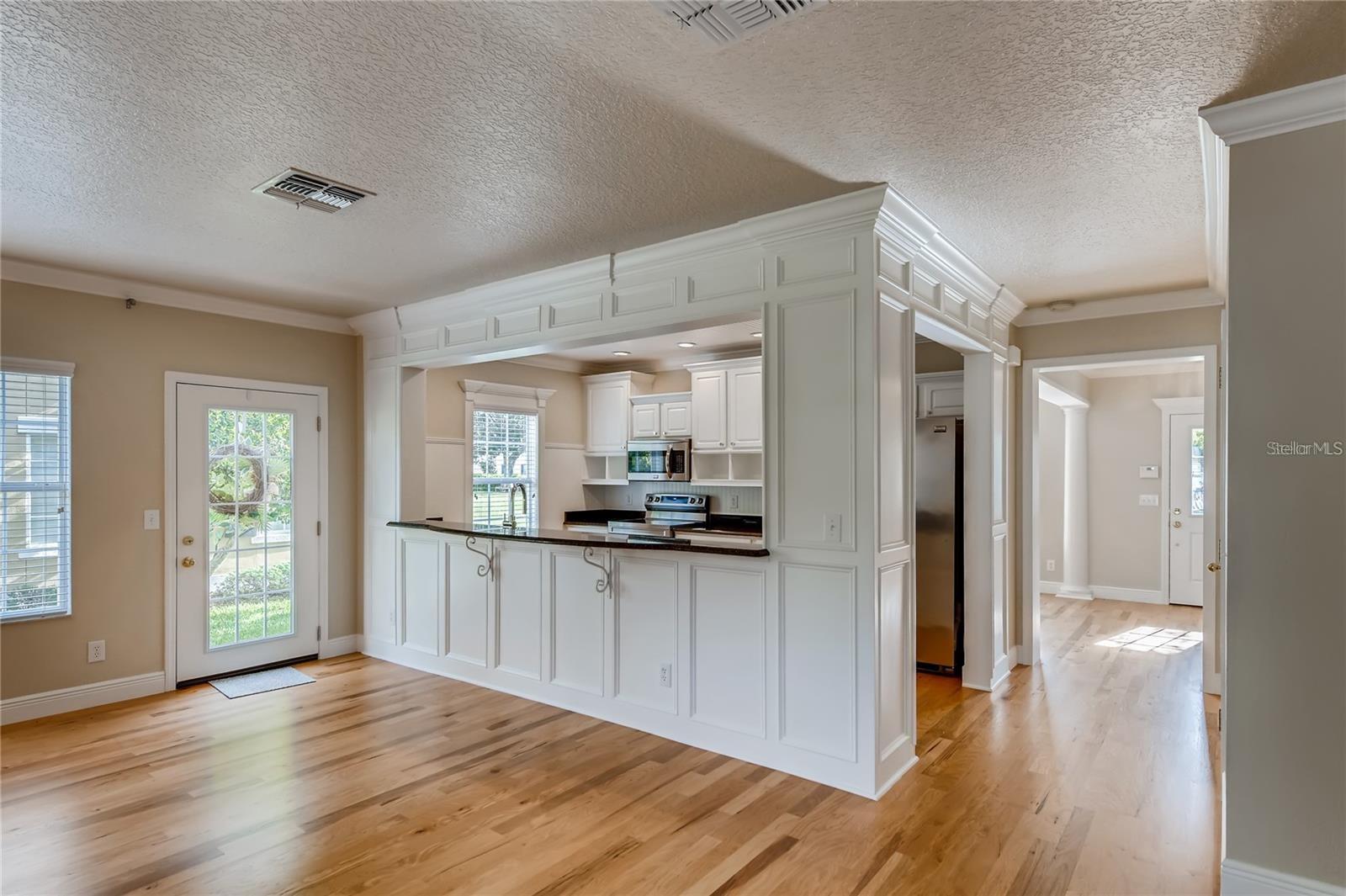 730 Oak Shadows Road, FL
