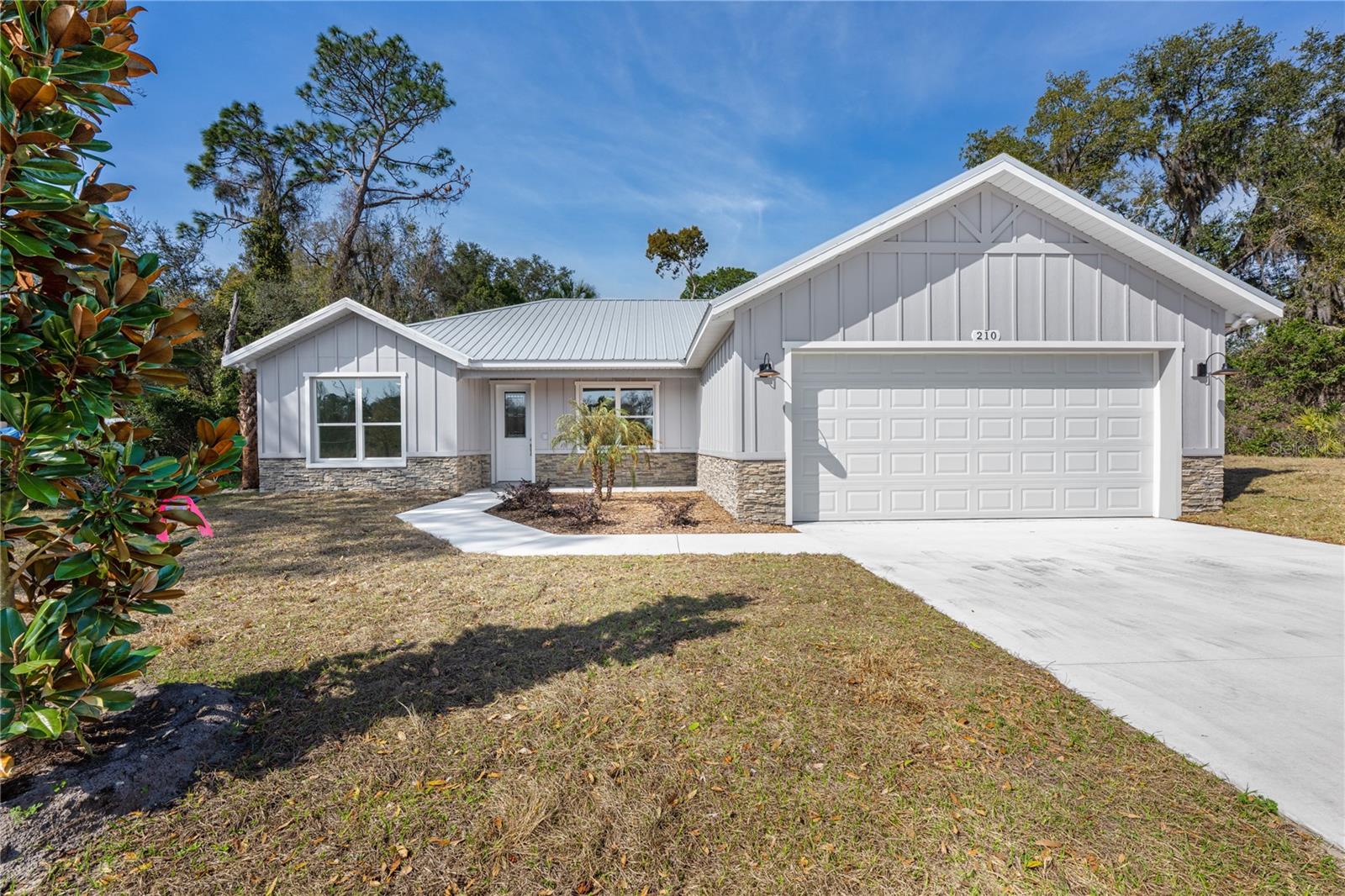 210 Paradise Drive, FL