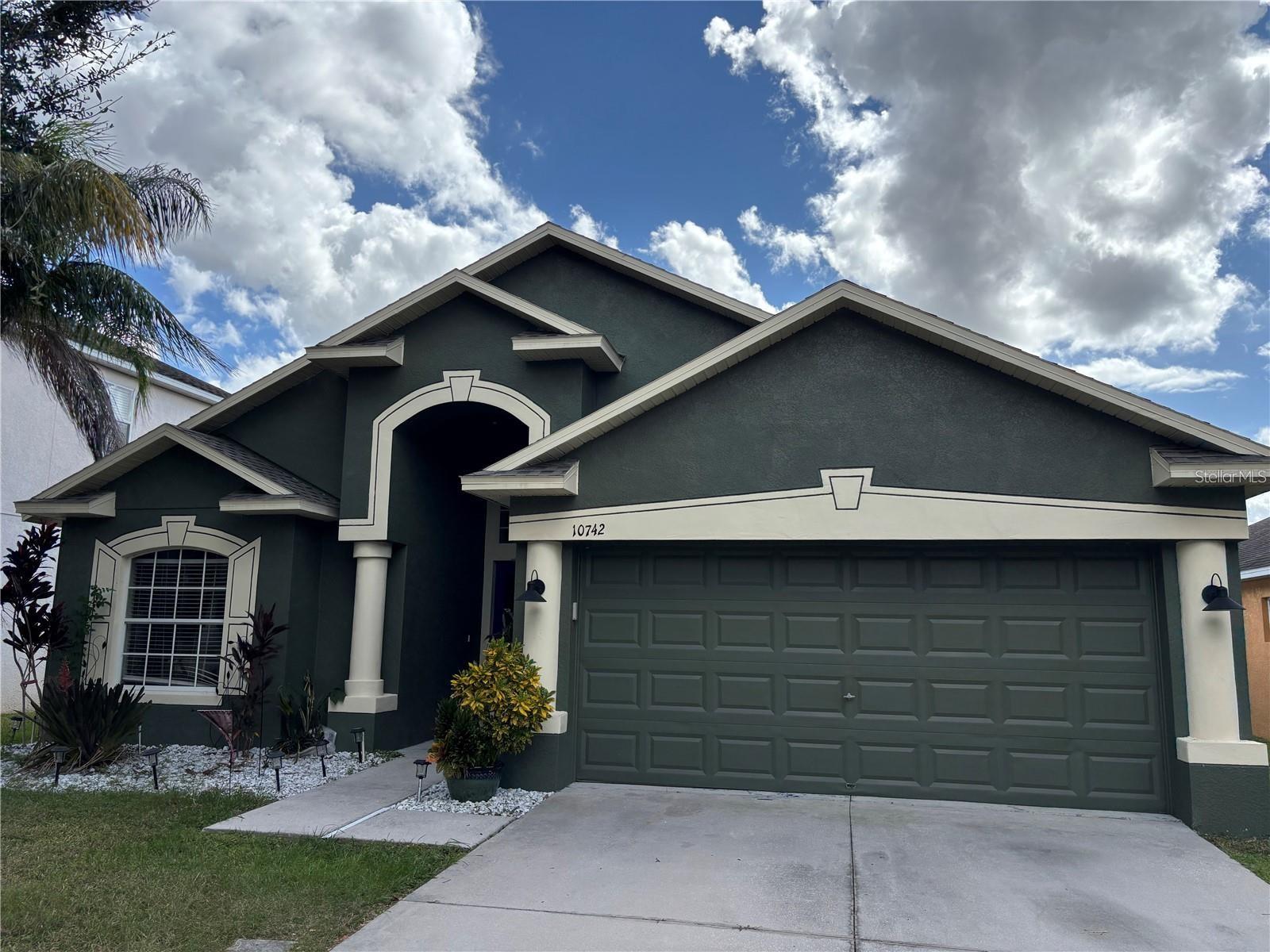 10742 Shady Preserve Drive, FL