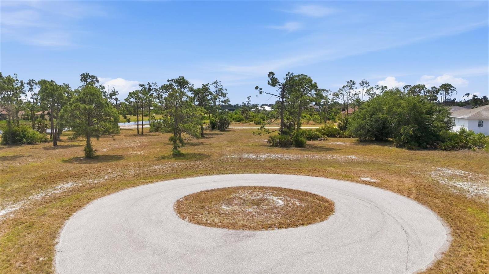 1 Topside Road, FL