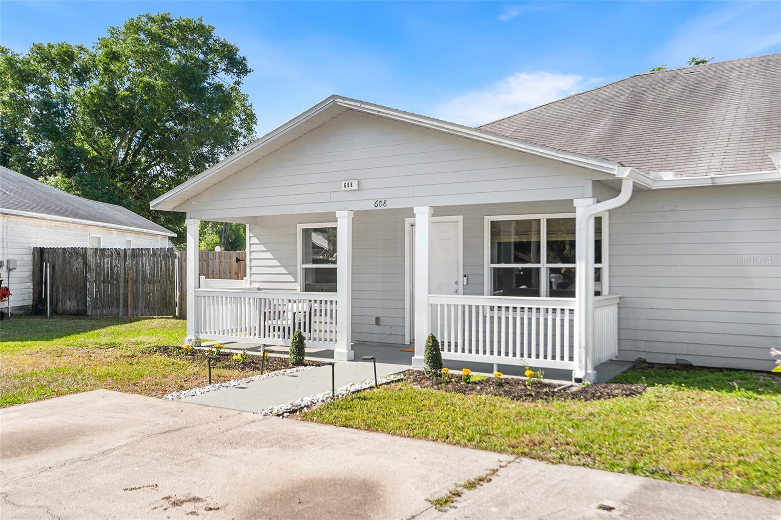 608 Pineville Lane, FL