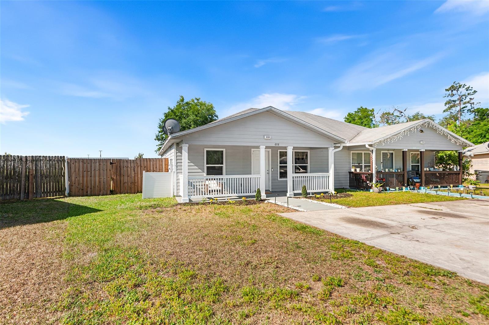 608 Pineville Lane, FL