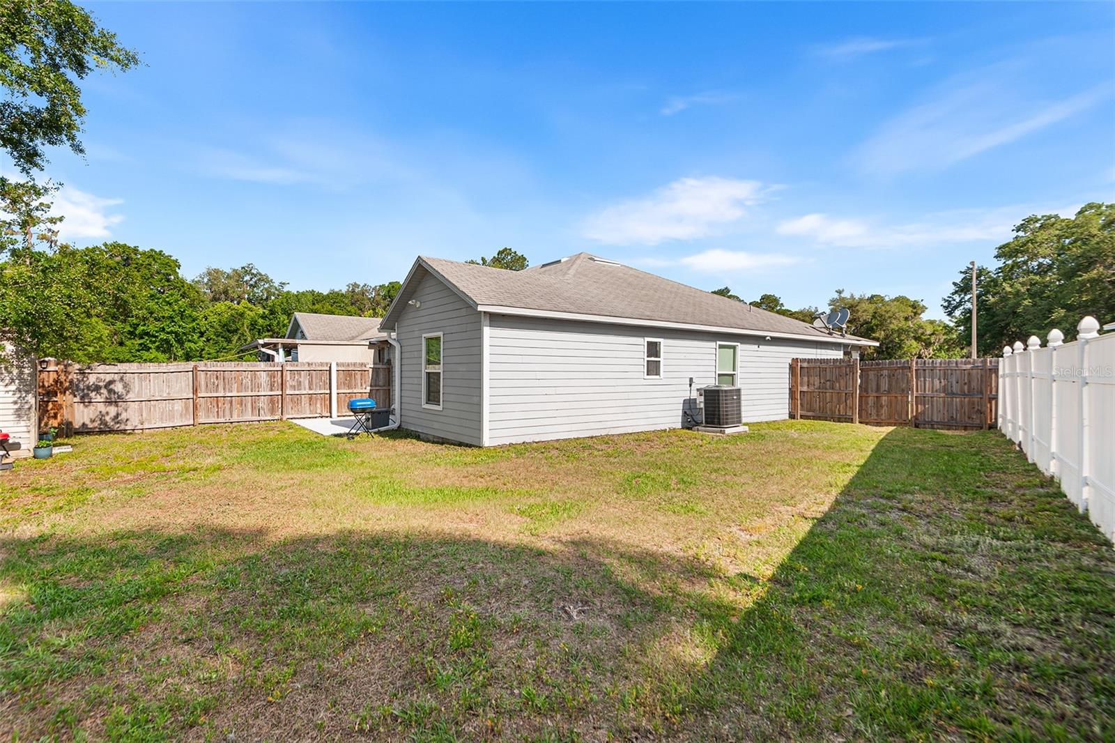 608 Pineville Lane, FL