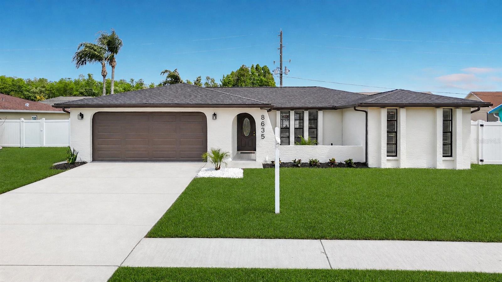 8635 Gum Tree Avenue, FL