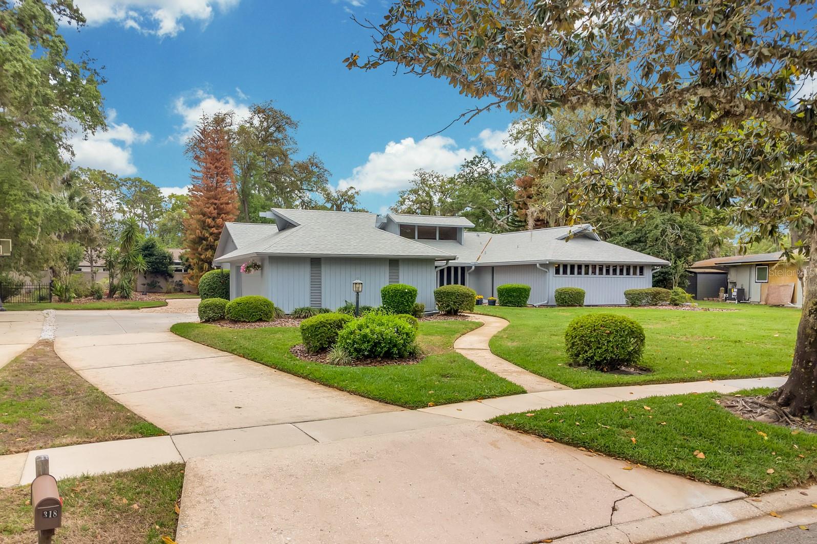 318 Valley Drive, FL