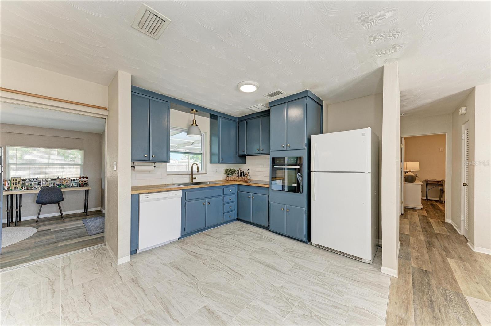 120 60th Street, FL