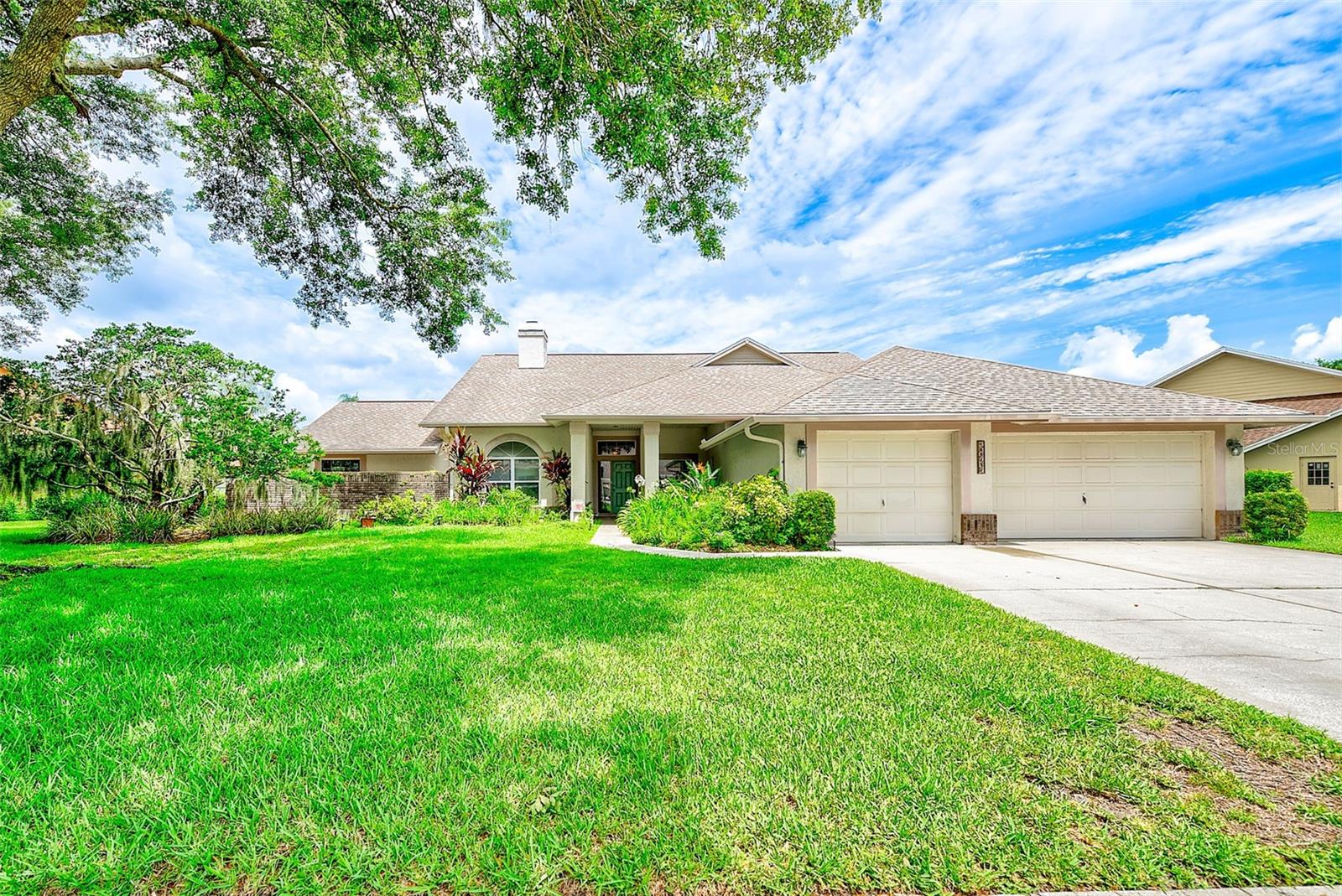 6517 Thoroughbred Loop, FL