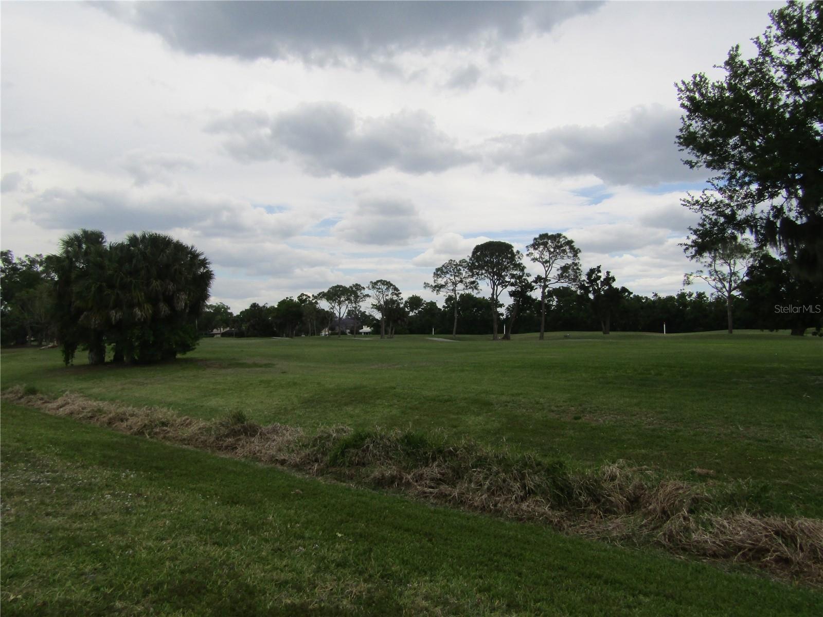 3553 Longmeadow, FL
